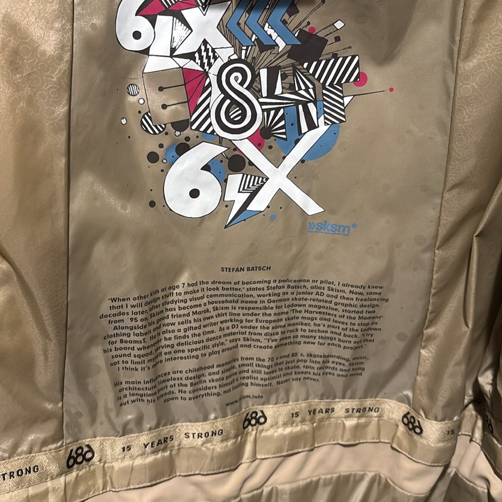 686 Snow Jacket - Picture 8 of 10
